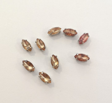 steklene perle v kovinski osnovi 4 x 8 mm, topaz, 1 kos