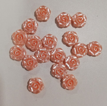 perle roža - umetna masa, 13 mm, z luknjo, marelična, 1 kos