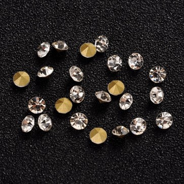 steklene perle brez luknje 4 mm, kamenčki, Crystal, 10 kos