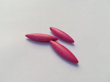 obesek (naraven) 30x8 mm, roza, 1 kos