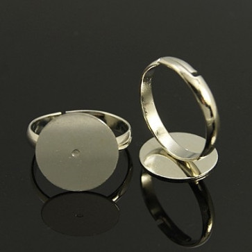 osnova za prstan s ploščico 14 mm, premer nastavljivega obročka: 17 mm, platinaste b., brez niklja, 1 kos