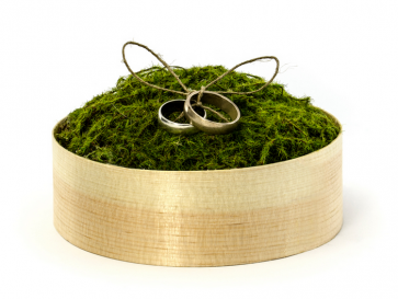 lesena škatla za poročna prstana z mahom, 12x4 cm, 1 kos