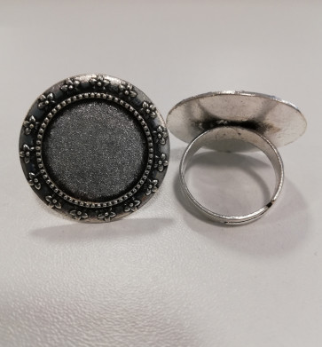 osnova za prstan za kapljico 18 mm, premer nastavljivega obročka: 17 mm, b. starega srebra, 1 kos