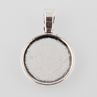 osnova za obesek - medaljon 31x21x2 mm, barva starega srebra, velikost kapljice: 18 mm, 1 kos