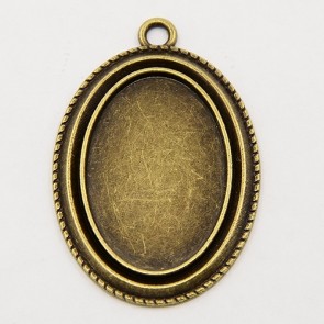 osnova za obesek - medaljon 44x30x2mmmm, antik, brez niklja, velikost kapljice: 20x30 mm, 1 kos