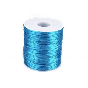 Vrvica iz satena, "rich blue" barve, debeline 1 mm, dolžina cca 90m, 1 kos
