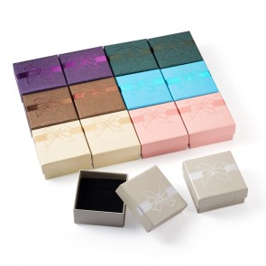 darilna embalaža - škatla za nakit 7.2x7.2x3.5 cm, mix barv, 1 kos