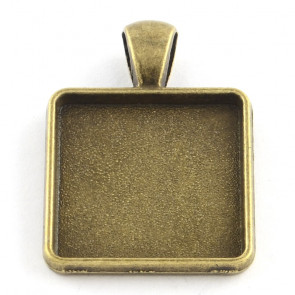  osnova za obesek - medaljon 37x28x3 mm, antik, velikost kapljice: 25x25 mm, 1 kos 